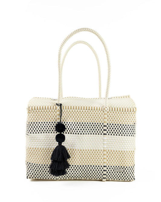 Plastic bag, woven bag, beach bag, travel bag, handmade bag, Overnight duffle