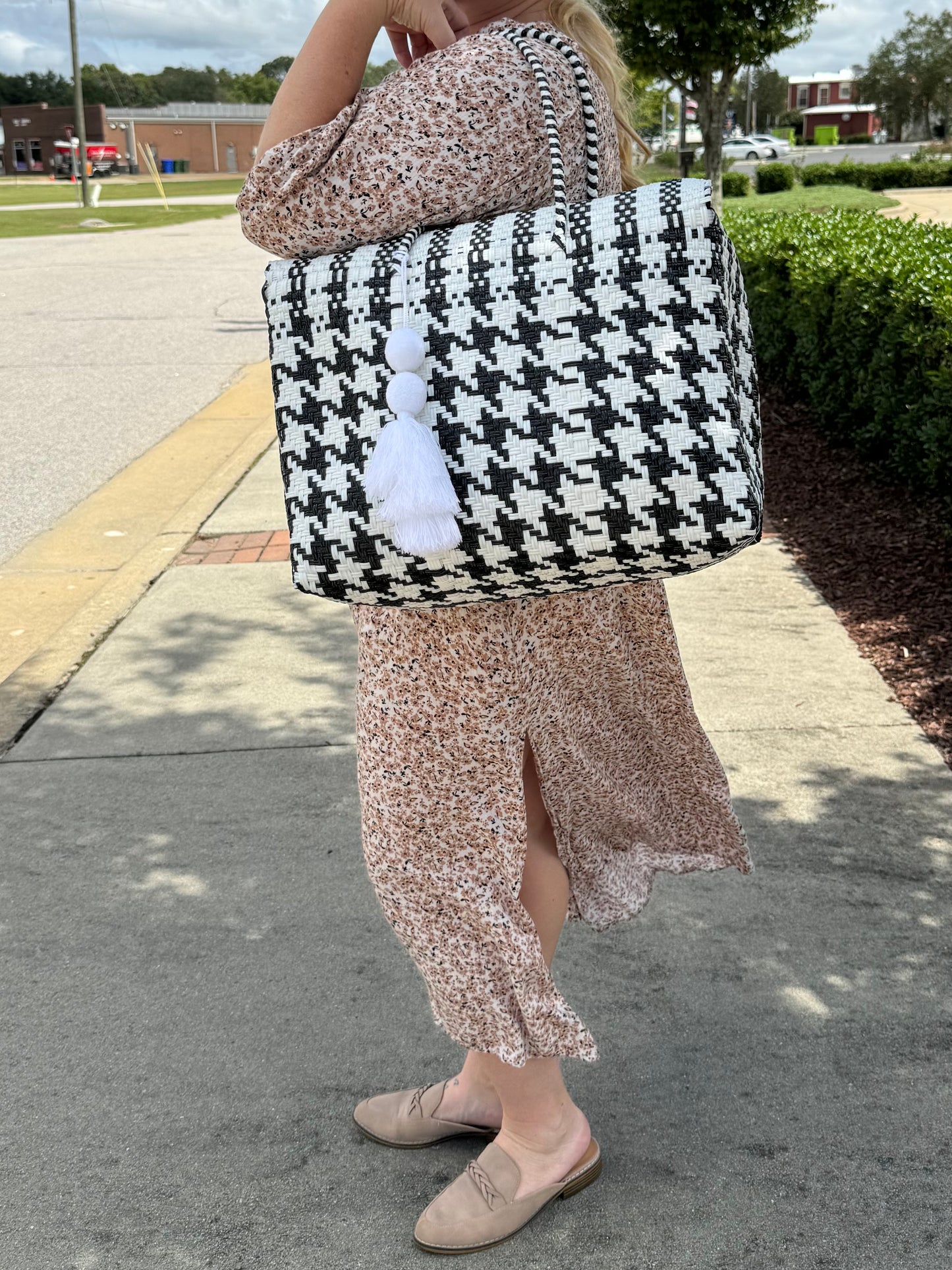 Black and White Houndstooth Overnight Duffle