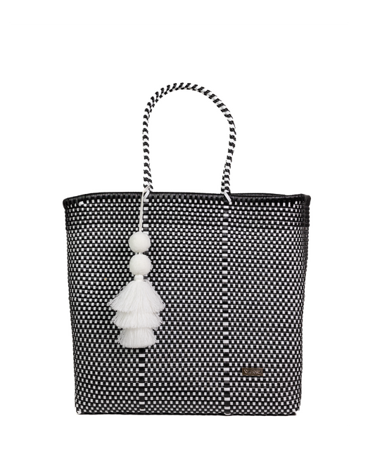 Black and White Checkered Jumbo