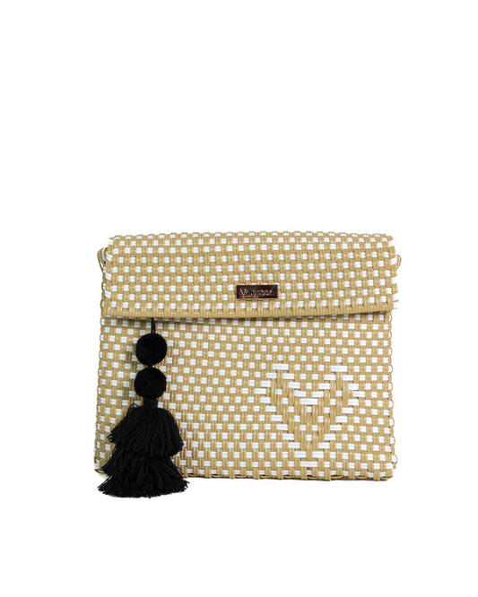 Cappuccino Amor Clutch